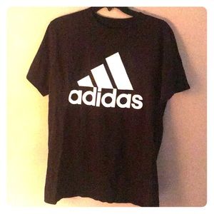 🛍Adidas T-shirt